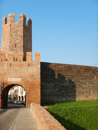 restauro porta vicenza