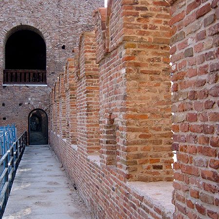 Mura medievali e torrioni, Castelvecchio, Verona